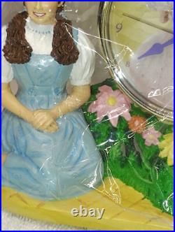 Rare Warner Bros Studio Store Exclusive 1999 The Wizard of Oz Dorothy Desk Clock