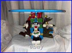 Rare in original box WB Looney Tunes Cake Stand Wile E, Bugs, Sylvester, Taz