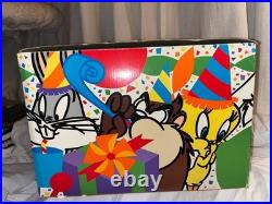 Rare in original box WB Looney Tunes Cake Stand Wile E, Bugs, Sylvester, Taz