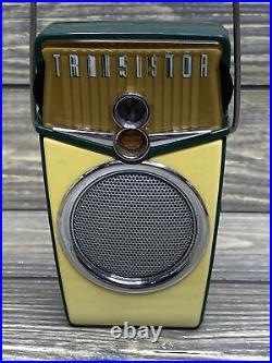 Super Rare The Iron Giant Rare 1999 Warner Bros Transistor Radio Am-fm Beach Boy
