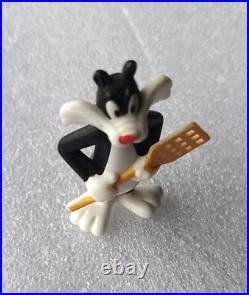 Sylvester and Tweety Figurine Statue Rare Looney Tunes Warner Bros