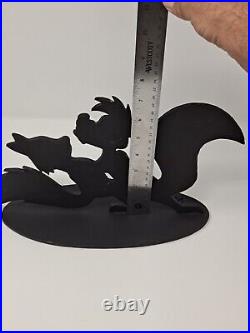 TEX WELCH Warner Bros Metal Cast Iron Sculpture Pepe Le Phew 15/1200 1992 RARE