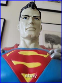 ULTRA RARE 2000 Warner Bros Studio 2 FT SUPERMAN With CHAIN 26 STATUE/FIGURE