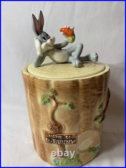 VINTAGE 1981-RAREWarner Brother Bugs Bunny Cookie JarVERY DETAILEDA5