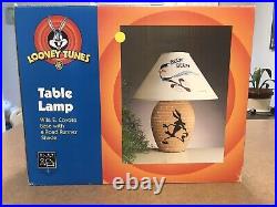 VINTAGE Rare Looney Tunes Wile E. Coyote/Road Runner Table Lamp -Warner Brothers