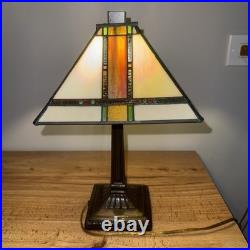 VTG Warner Bros Sylvester & Tweety Bird Looney Tunes Stained Glass Lamp Rare