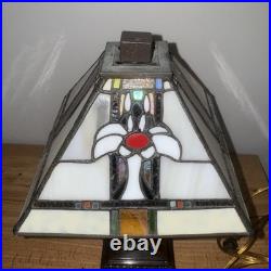 VTG Warner Bros Sylvester & Tweety Bird Looney Tunes Stained Glass Lamp Rare