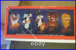 Very Rare 1992 Looney Tunes Tweety Lighted Wall Sculpture in Box