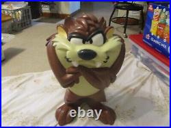 Very Rare Warner Brothers Tazmanian Devil Taz Figure Approx. 18 Tall Very Rare Warner Brothers Tazmanian Devil Taz Figure Approx. 18 Tall