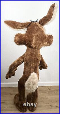 Vintage 1991 Mighty Star Wile E Coyote RARE Standing HUGE plush 57 Tall