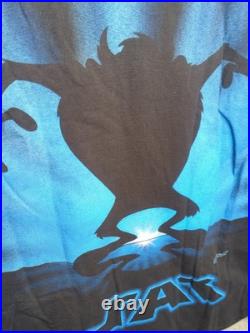 Vintage 1995 Looney Tunes Taz Rare 2 Sided T Shirt Size Large Warner Brothers Vintage 1995 Looney Tunes Taz Rare 2 Sided T Shirt Size Large Warner Brothers