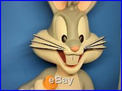 Vintage 1998 Rare 27 Bugs Bunny Resin Statue Warner Bros Studios Looney Tunes