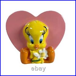 Vintage Looney Tunes Tweety Bird Warner Brothers Pink Heart Vase Planter RARE Vintage Looney Tunes Tweety Bird Warner Brothers Pink Heart Vase Planter RARE