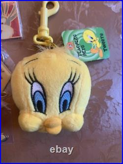 Vintage RARE 90's Looney Tunes Bugs Bunny Metal Keychain 1993 Warner Bros X 15