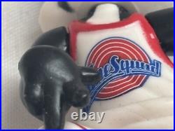 Vintage Warner Bros. Pepe Le Pew Looney Tunes Collectible Figure 1996 RARE & HTF