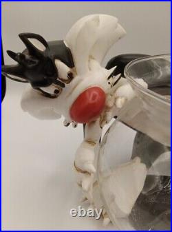 Vintage Warner Brothers looney toons Pet Shop Rare Sylvester fish bowl