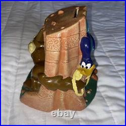 Vintage Wile E coyote Trying To Trap road runner coin bank/ Warner Bros/ Rare