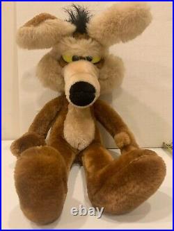 Vtg. Warner Bros Characters Wile E. Coyote #1535 Plush Stuff Animal 1990 RARE Vtg. Warner Bros Characters Wile E. Coyote #1535 Plush Stuff Animal 1990 RARE