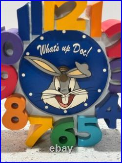 WARNER BROS Looney Tunes BUGS BUNNY 3D Sculpture FIGURINE Clock 1999 VERY RARE
