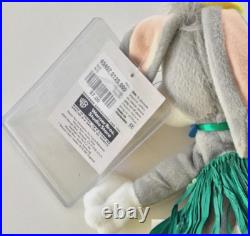 WARNER BROS. STORE BUGS BUNNY HULA SKIRT PLUSH withPlastic Tag RARE COLLECTIBLE WARNER BROS. STORE BUGS BUNNY HULA SKIRT PLUSH withPlastic Tag RARE COLLECTIBLE