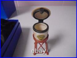 WARNER BROTHERS WB STUDIOS WATER TOWER 6902-0009 RARE 1998 Looney Tunes