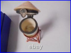 WARNER BROTHERS WB STUDIOS WATER TOWER 6902-0009 RARE 1998 Looney Tunes