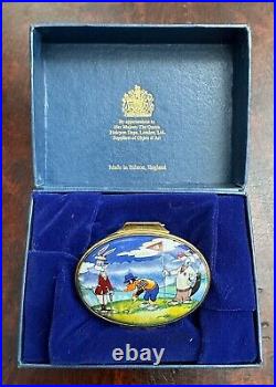 Warner Bros Bugs Bunny Daffy Duck Golf Rare 1993 Enamel Pill Box Looney Tunes WB Warner Bros Bugs Bunny Daffy Duck Golf Rare 1993 Enamel Pill Box Looney Tunes WB
