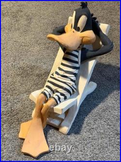 Warner Bros Hollywood Daffy Sunbathing Daffy Duck Austin Sculptures 1999 Rare