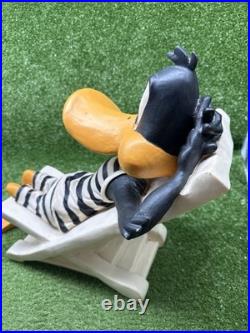 Warner Bros Hollywood Daffy Sunbathing Daffy Duck Austin Sculptures 1999 Rare