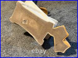 Warner Bros Hollywood Daffy Sunbathing Daffy Duck Austin Sculptures 1999 Rare