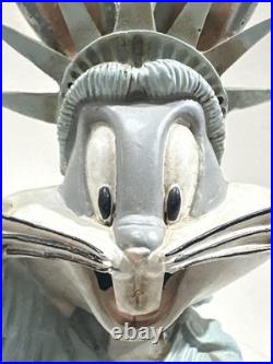 Warner Bros Store Bugs Bunny Statue official souvenir Statue of Liberty -rare