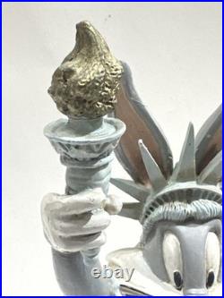 Warner Bros Store Bugs Bunny Statue official souvenir Statue of Liberty -rare