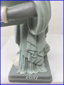 Warner Bros Store Bugs Bunny Statue official souvenir Statue of Liberty -rare