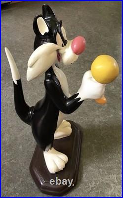 Warner Bros. Store Exclusive, Sylvester Holding Tweetie, 15 RARE Large Statue Warner Bros. Store Exclusive, Sylvester Holding Tweetie, 15 RARE Large Statue