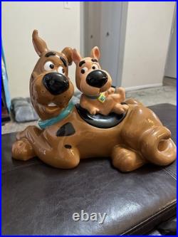 Warner Bros Studio store Scooby-Doo & Scrappy Ceramic Cookie Jar RARE Vintage