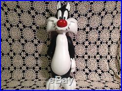 Warner Bros Sylvester Hiding Tweety Bird Looney Tunes Figure Statue RARE 24