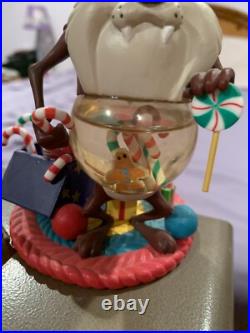 Warner Bros Taz Tasmanian Devil Christmas Snowglobe Candy Canes Gingerbread Rare Warner Bros Taz Tasmanian Devil Christmas Snowglobe Candy Canes Gingerbread Rare