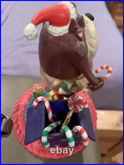 Warner Bros Taz Tasmanian Devil Christmas Snowglobe Candy Canes Gingerbread Rare Warner Bros Taz Tasmanian Devil Christmas Snowglobe Candy Canes Gingerbread Rare