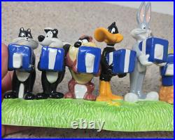 Warner Brothers Store Looney Tunes Menorah with box Hanukkah 1998 RARE HTF