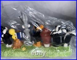 Warner Brothers Store Looney Tunes Menorah with box Hanukkah 1998 RARE -NOB