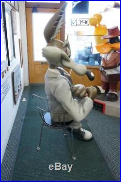 Warner Brothers Wile E Coyote In Chair Rare Statue Store Display Life Size Comic