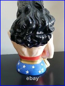 Wonder Woman Limited Edition Ceramic Cookie Jar DC Comics Warner Bros. Rare! #51